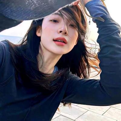 芙洛拉与儿子